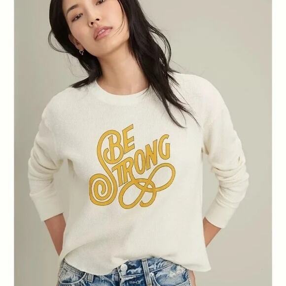 Anthropologie Tops - Anthropologie Novia Jonatan "Be Strong" Graphic Print Thermal Top Size XS